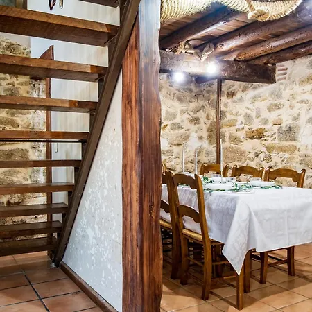 منزل ريفي La Cantina